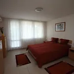 Siesta Apartmanhaz شقة فندقية