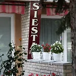 Siesta Apartmanhaz 3*