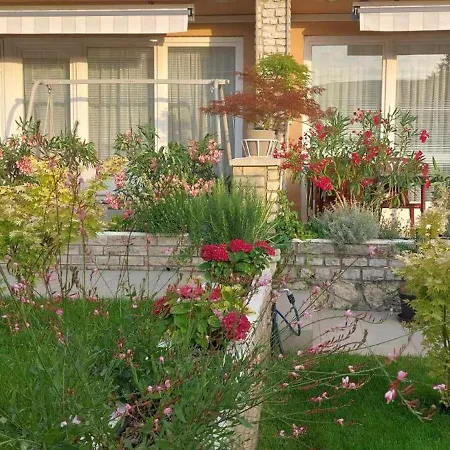 Siesta Apartmanhaz