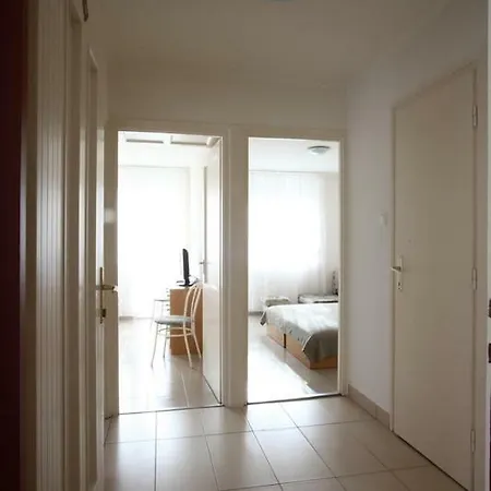 Hotel apartamentowy Siesta Apartmanhaz 3*