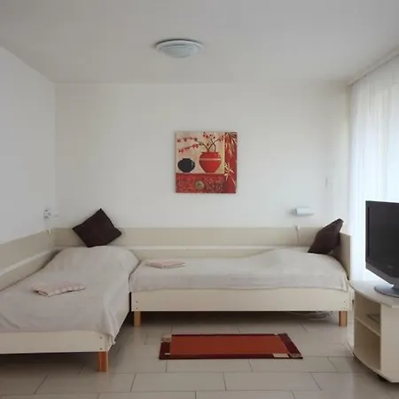 Hotel apartamentowy Siesta Apartmanhaz