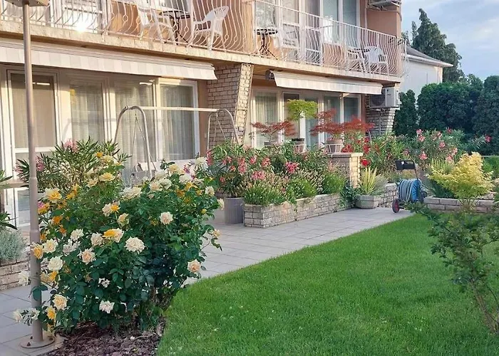 Siesta Apartmanhaz Balatonfured