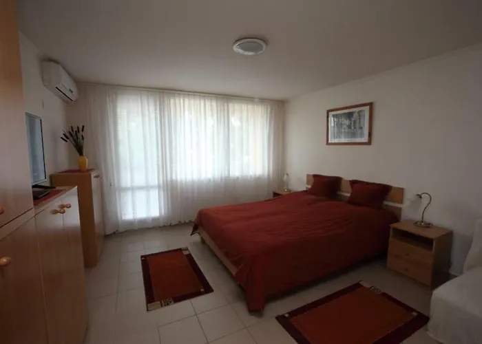 Siesta Apartmanhaz Aparthotel