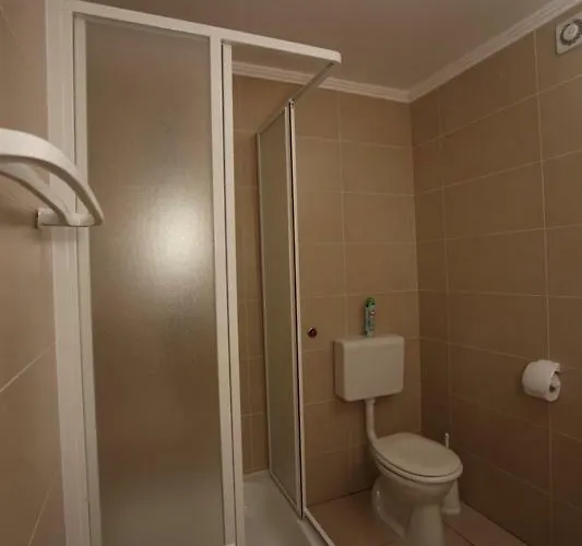 Siesta Apartmanhaz 3* Balatonfured
