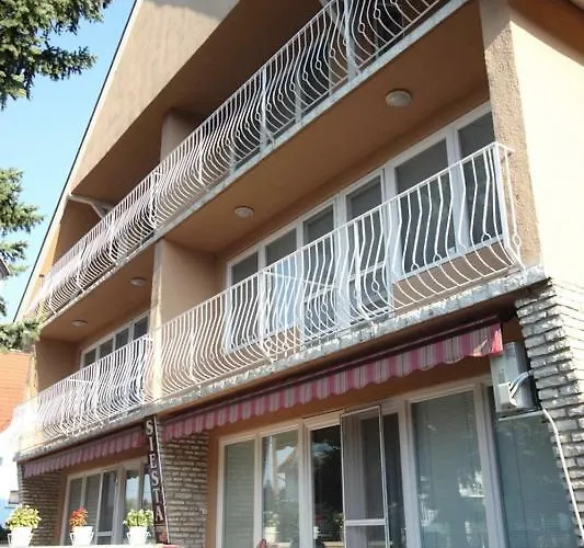 Apart Otel Siesta Apartmanhaz 3*
